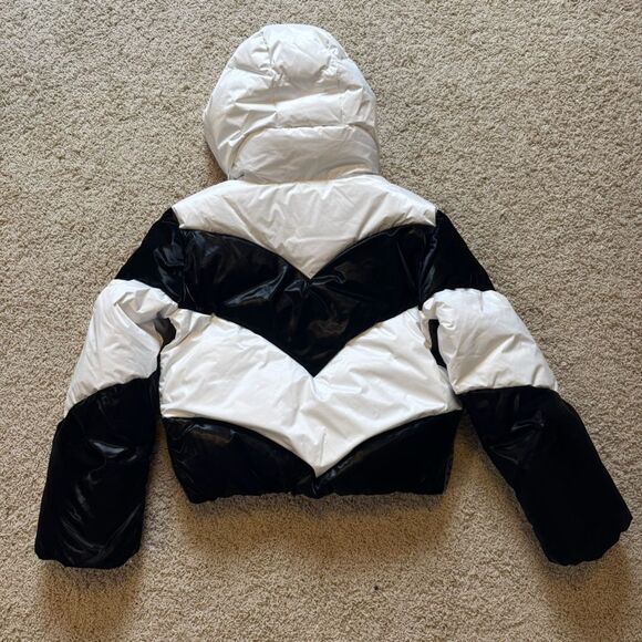 Goldbergh Courage Quilted Ski Jacket Puffer Striped Black White NWT US 4 - Picture 10 of 11